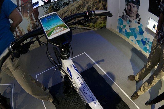 "Samsung Galaxy Trek Bicycle"